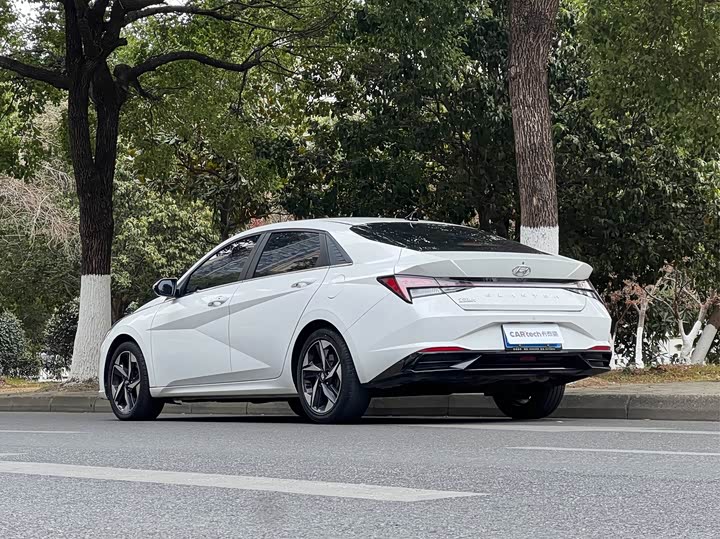 Фото 6 - Hyundai Elantra N line