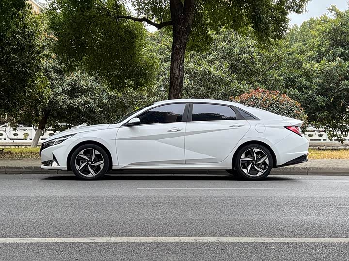 Фото 7 - Hyundai Elantra N line