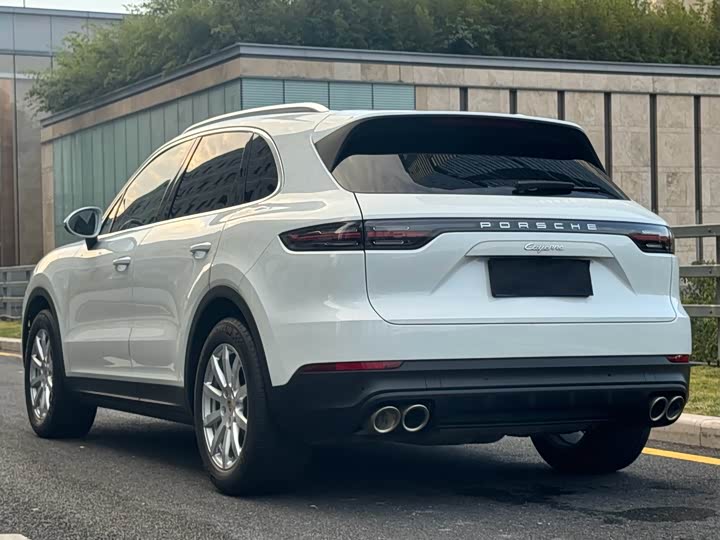 Фото 6 - Porsche Cayenne