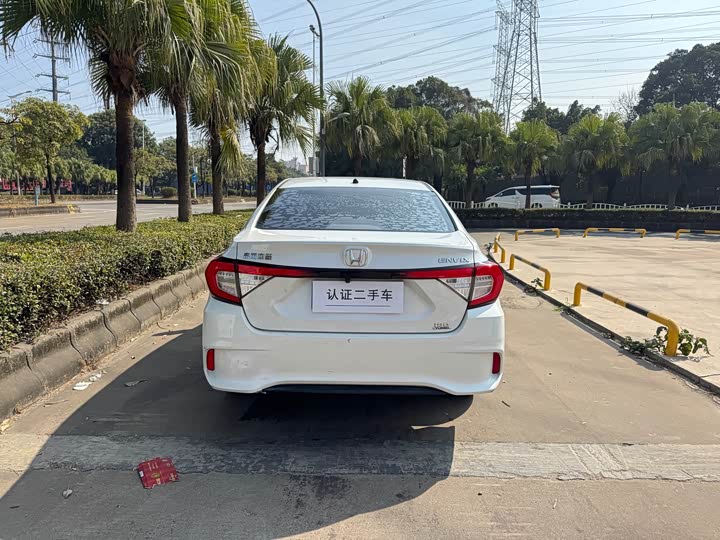 Фото 5 - Honda Envix