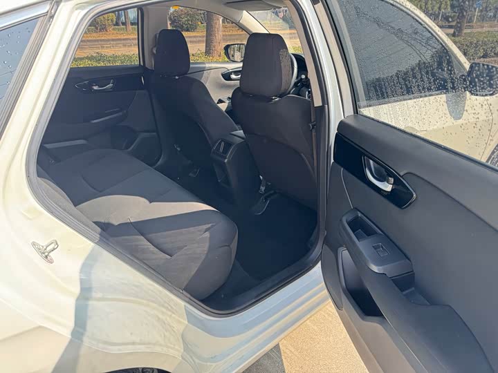 Фото 9 - Honda Envix