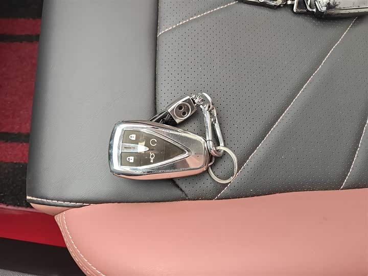 Фото 9 - Changan Eado Plus