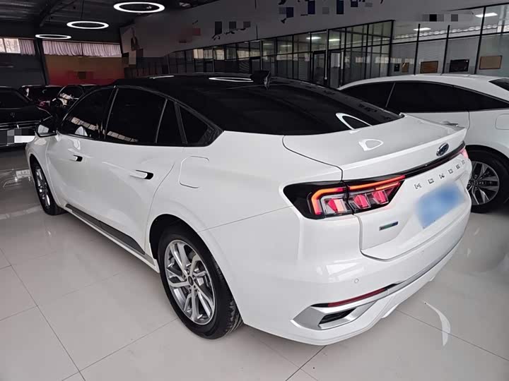 Фото 5 - Ford Mondeo