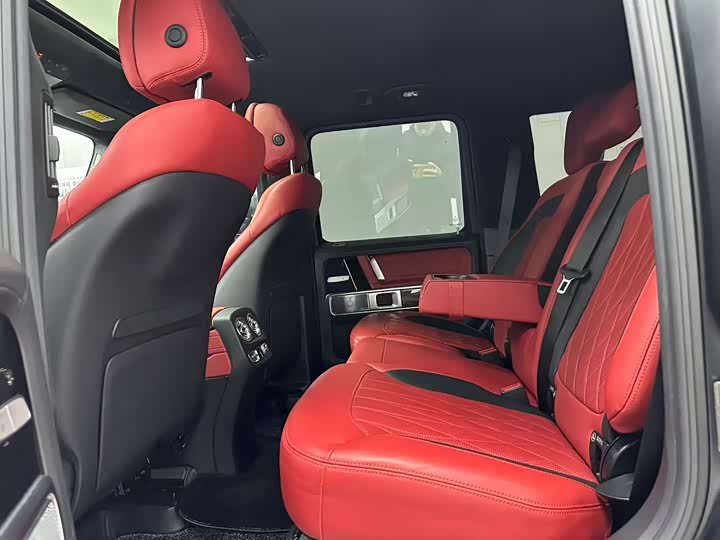 Photo 9 - Mercedes-Benz G-Class AMG