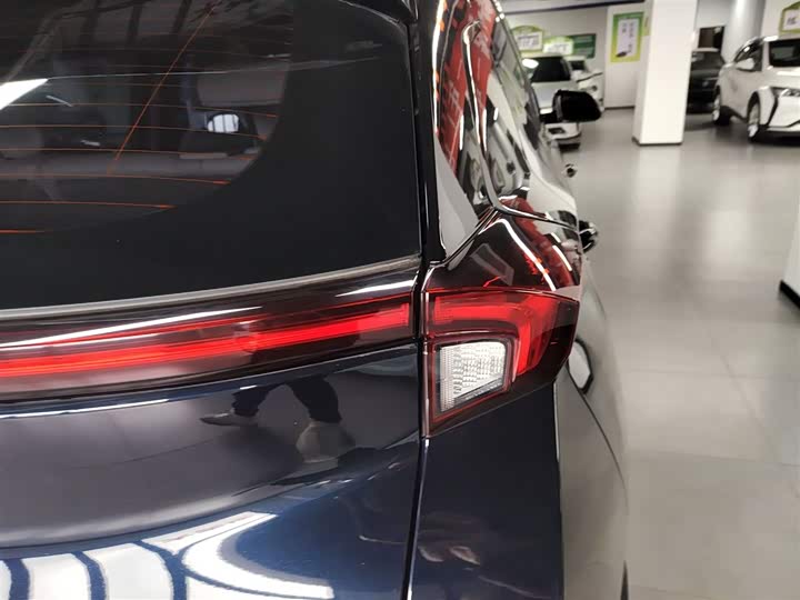 Фото 8 - Buick Velite 7