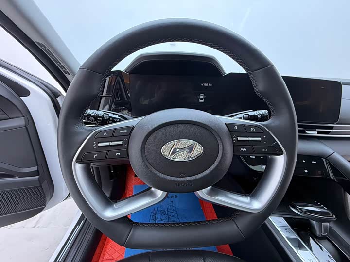 Фото 7 - Hyundai Elantra N line