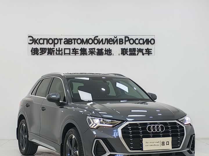 Фото 4 - Audi Q3