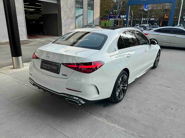 Фото 6 - Mercedes-Benz C-Class Hybrid