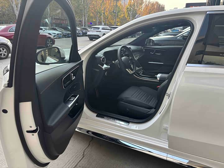 Фото 9 - Mercedes-Benz C-Class Hybrid