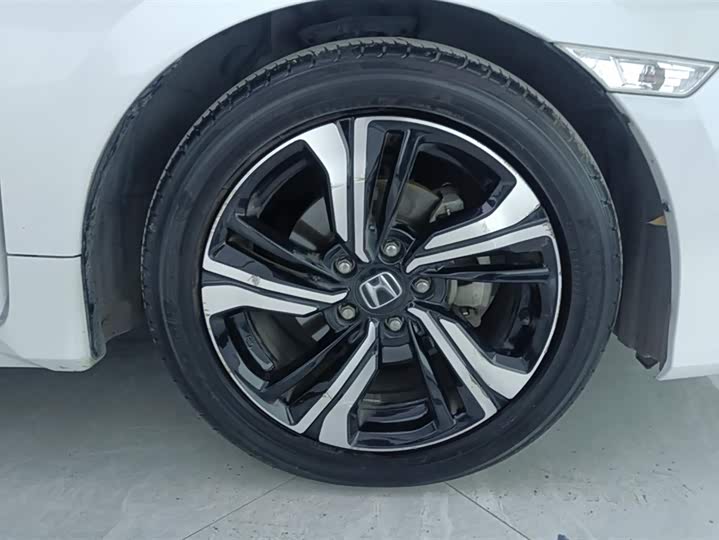 Фото 6 - Honda Civic