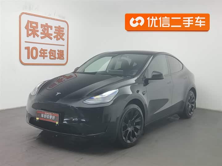 Фото 1 - Tesla Model Y