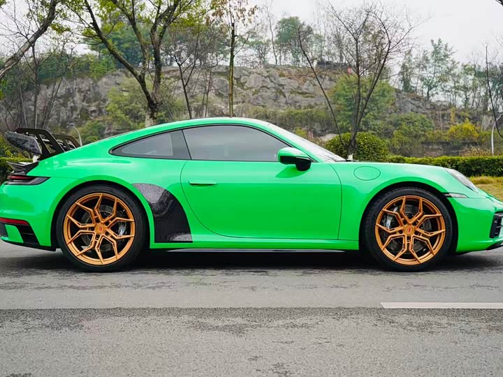 Фото 4 - Porsche 911