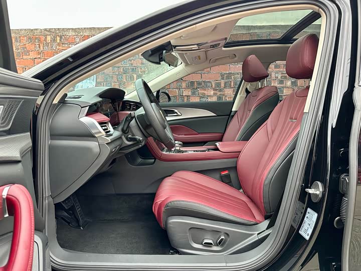 Фото 6 - Hongqi H5