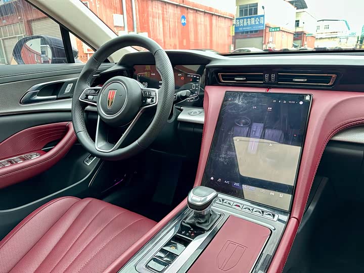 Фото 9 - Hongqi H5