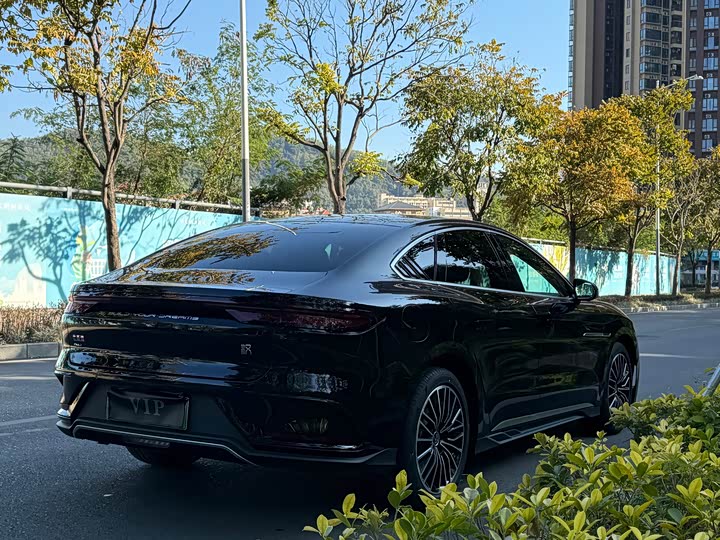 Фото 9 - BYD Han