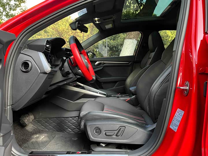 Фото 8 - Audi A3