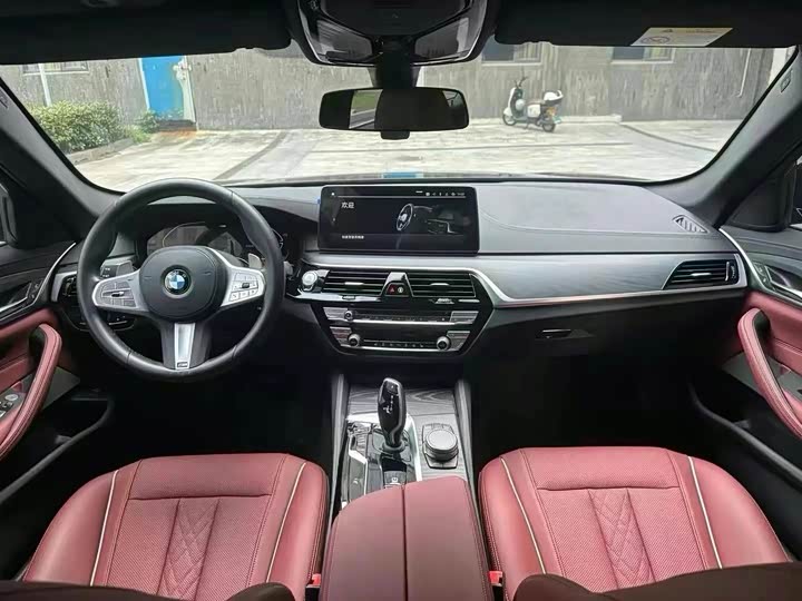 Фото 5 - BMW 5 Series