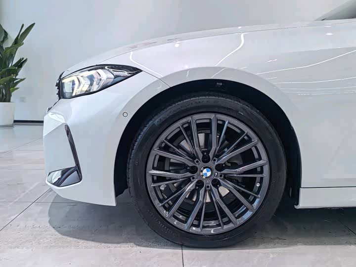 Фото 4 - BMW 3 Series