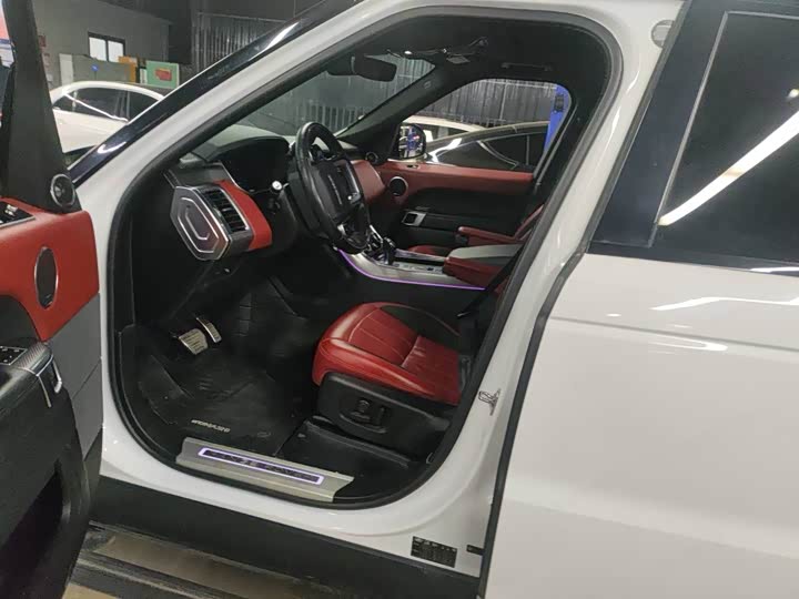 Фото 7 - Land Rover Range Rover Sport