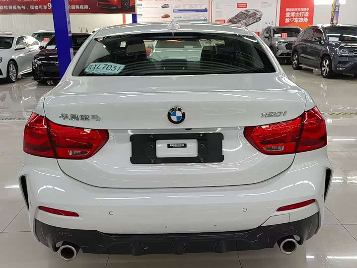 Фото 6 - BMW 1 Series