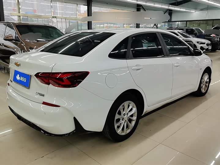 Фото 3 - Chevrolet Monza