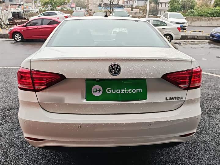 Фото 6 - Volkswagen Lavida