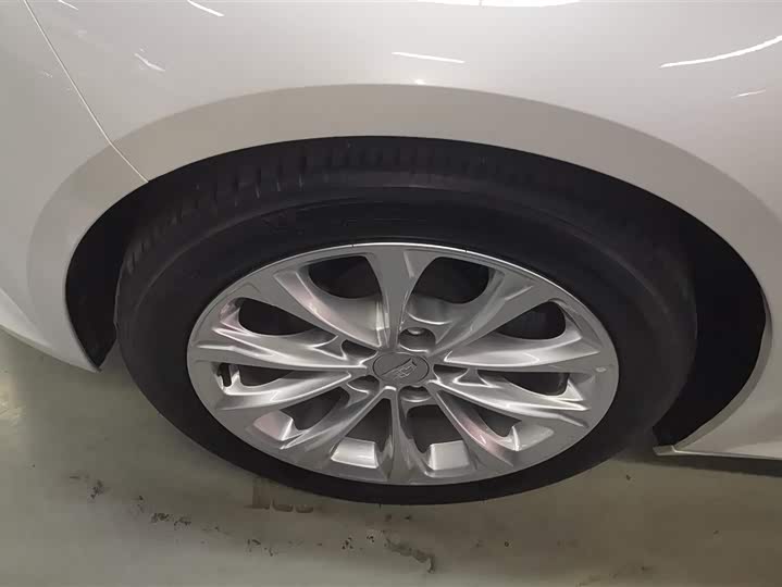 Фото 6 - Cadillac CT5