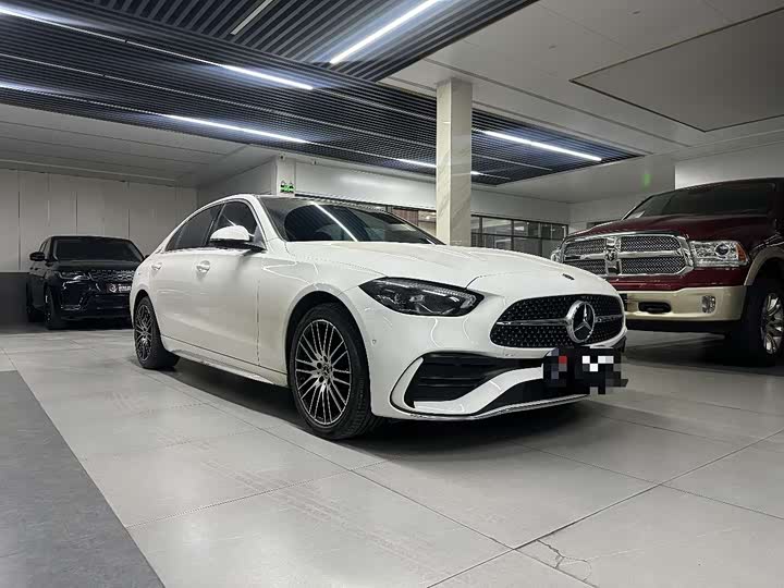 Фото 2 - Mercedes-Benz C-Class