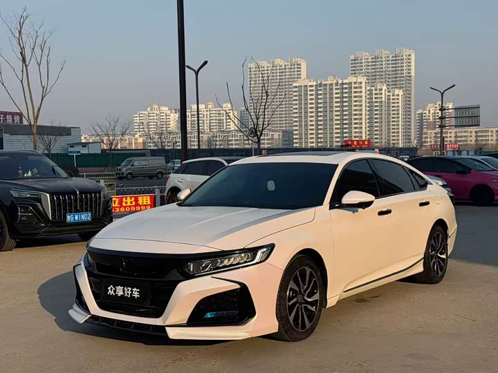 Фото 1 - Honda Accord