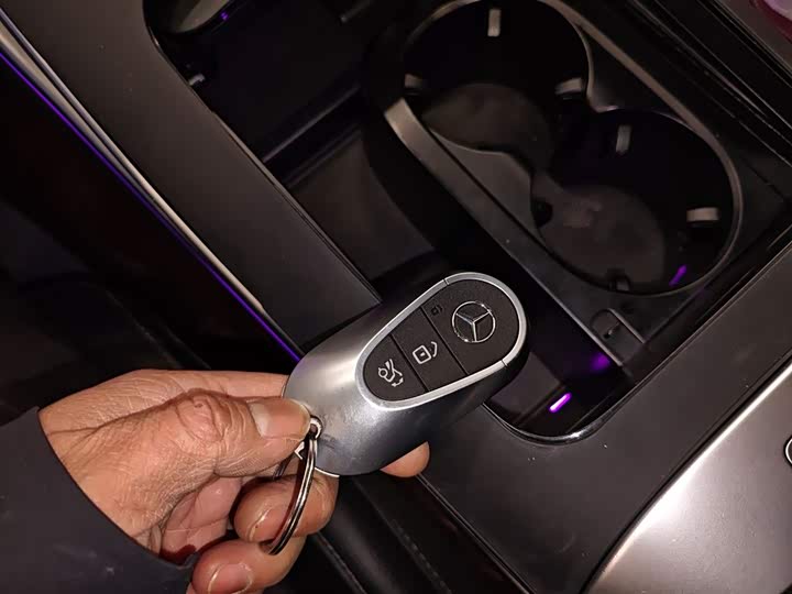 Фото 9 - Mercedes-Benz C-Class