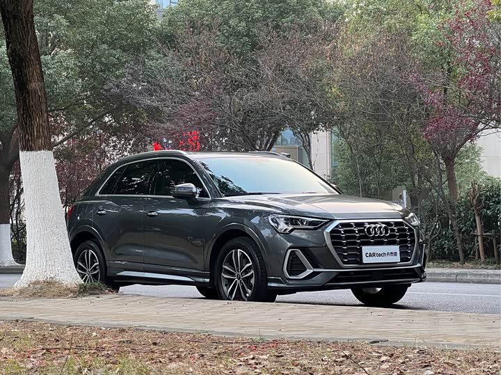 Фото 3 - Audi Q3