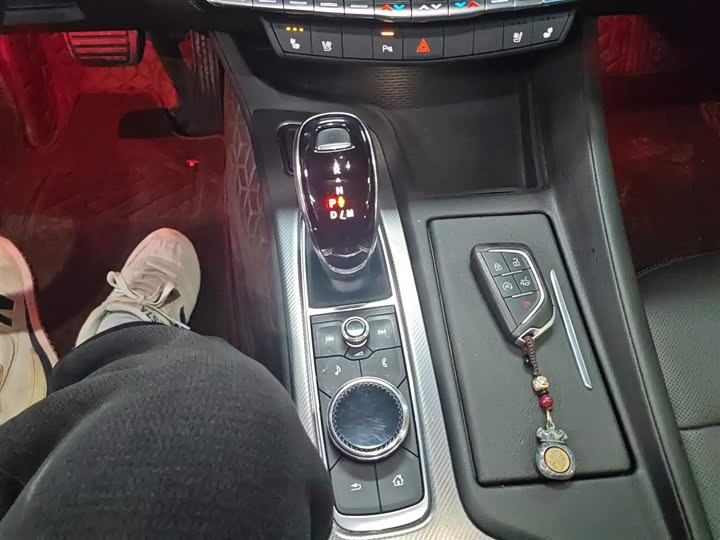 Фото 6 - Cadillac CT5