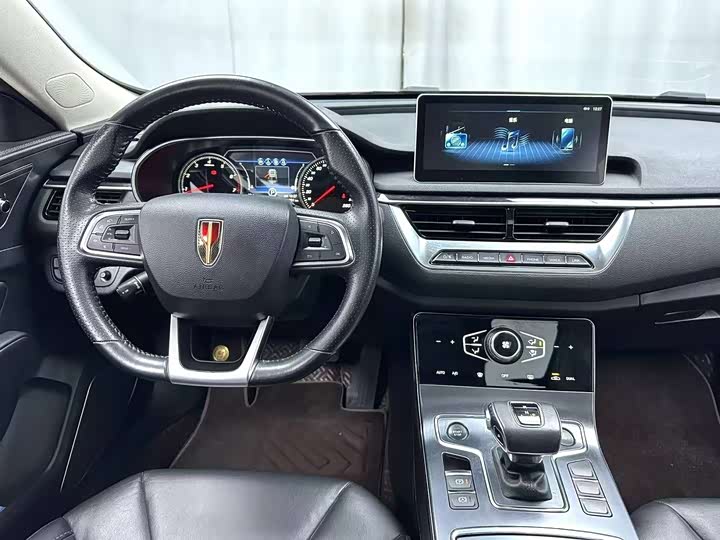 Фото 7 - Hongqi H5