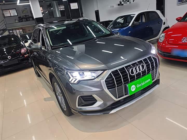 Фото 4 - Audi Q3