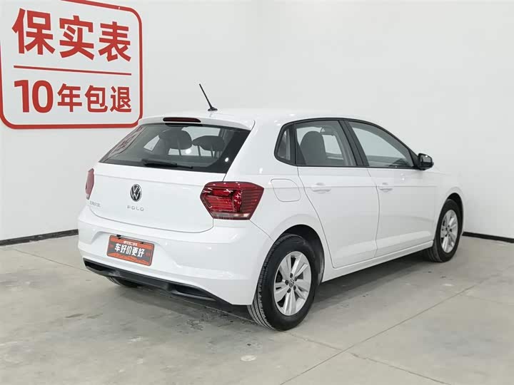 Фото 2 - Volkswagen Polo