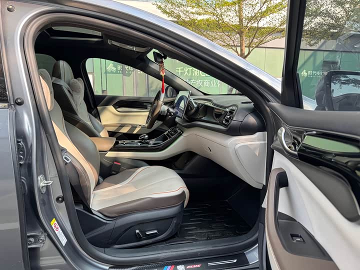 Фото 8 - BYD Qin Plus