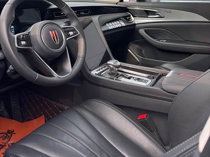 Фото 6 - Hongqi H5