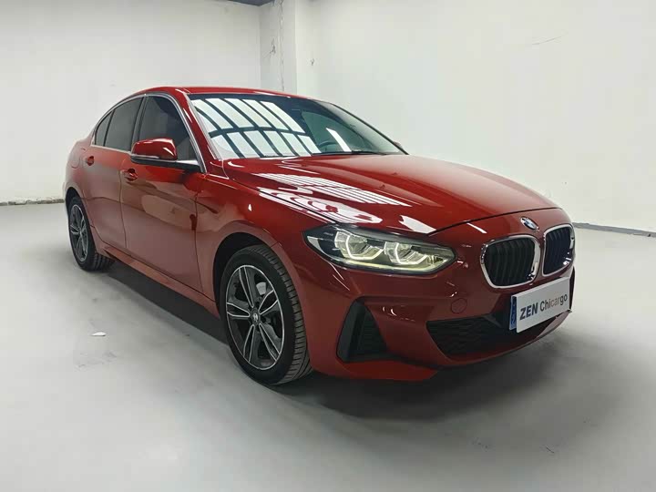 Фото 3 - BMW 1 Series
