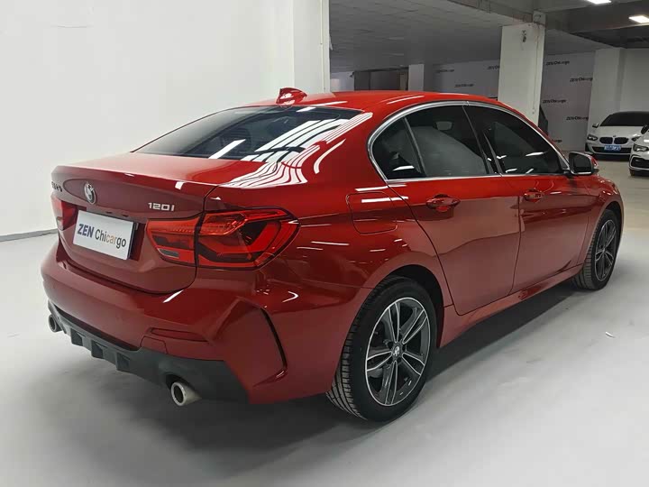 Фото 6 - BMW 1 Series