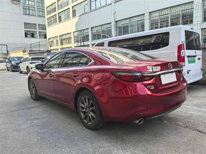 Фото 8 - Mazda Atenza