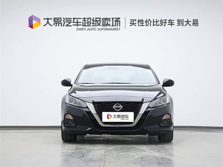 Фото 2 - Nissan Teana