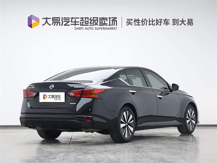 Фото 3 - Nissan Teana