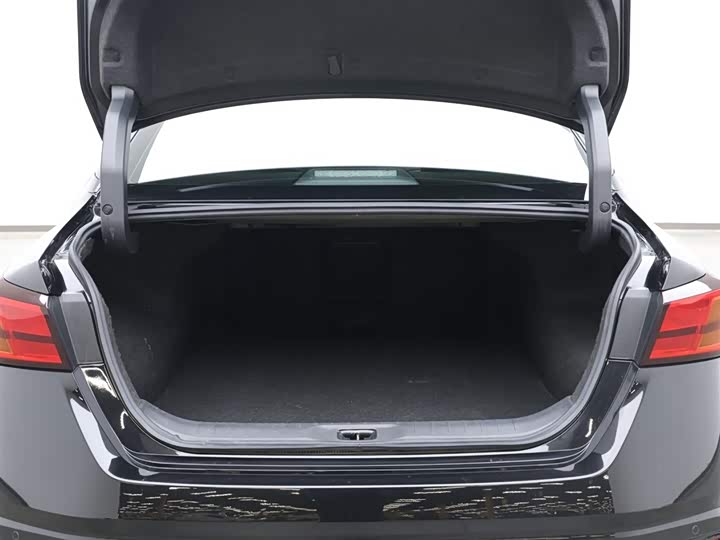 Фото 8 - Nissan Teana