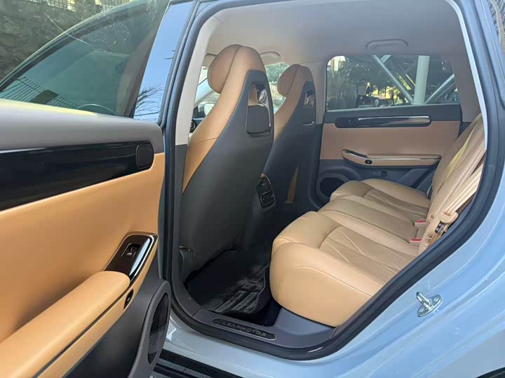 Фото 9 - Leapmotor C01