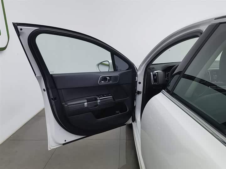 Фото 8 - Citroen C6