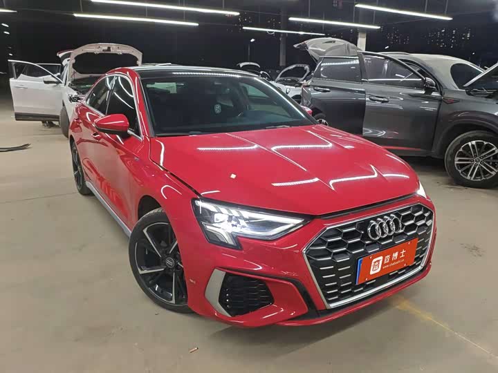 Фото 2 - Audi A3