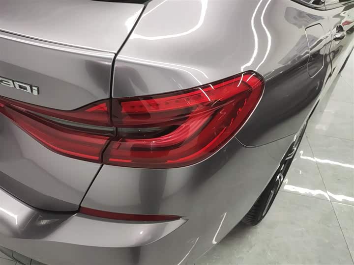 Фото 8 - BMW 6 Series GT