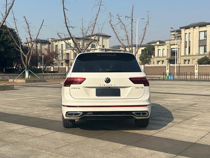 Фото 5 - Volkswagen Tiguan L Pro