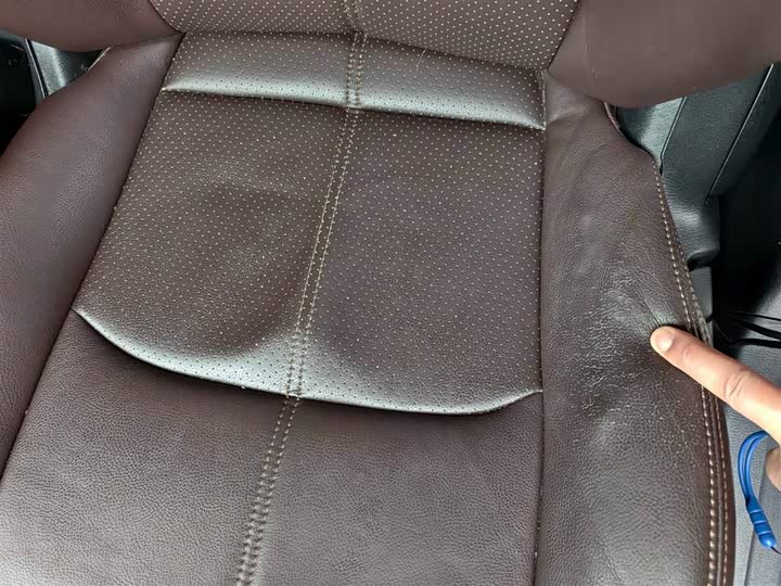 Фото 4 - Mazda CX-4