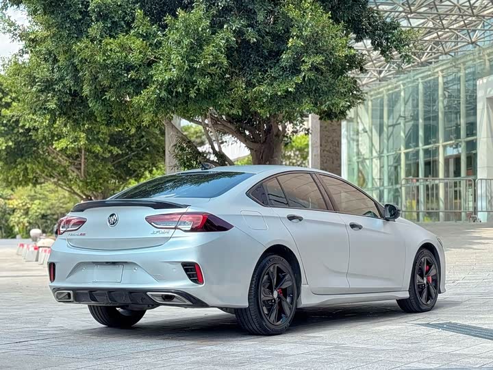 Фото 6 - Buick Regal